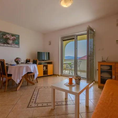 Ferienwohnung Fuer 4 Personen Ca 42 Qm In Dramalj, Kvarner Bucht Crikvenica Und Umgebung דירה