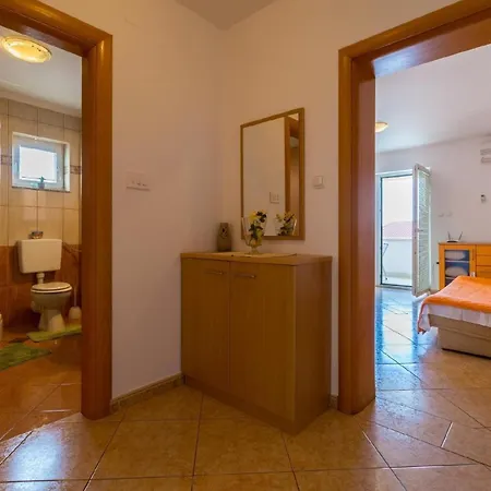 Ferienwohnung Fuer 4 Personen Ca 42 Qm In Dramalj, Kvarner Bucht Crikvenica Und Umgebung דראמליי